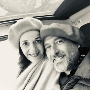Daniel Lévi Instagram - À l’aube de tes 62 ans, ces quelques mots pour te dire que rien n’est plus pareil… 
Mais tu m’as appris à être plus que forte et à croire que tout est pour le bien, même si ton absence fait mal, chaque jour…

Ton public est là, nos amis, notre famille bien sûr aussi. Ils restent à nos côtés avec un amour sans faille.
 
C’est le dernier anniversaire sans toi avant l’arrivée de Machiah pour que nous nous retrouvions mon Amour. 

Shabat shalom mon mari Je t’aime❤️

Merci ma @annesophieinparis pour toutes ces belles photos prises par ton œil avisé🙏🏻❤️

Bon week-end à tous et shabat shalom.