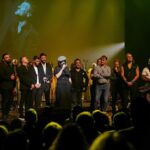 Daniel Lévi Instagram - Une direction artistique exceptionnelle menée de main de maître par mon cher Fifi Chayeb 👏🏻👏🏻🙏🏻 Franck Taieb, Arnaud Franck, Bruno Caviglia, Laurent Elbaz, Eddy Malka, Kassaka Deleria, Tony "El Machukita", Christian Martinez, Thierry, Farrugia, Ryan Kilgore… vous êtes des musiciens comme il en existe peu… merci d’avoir porté la musique de Daniel au plus haut… et ce n’est que le début !! Il est… et je suis… fière de vous 🙏🏻❤️ Théâtre Mogador