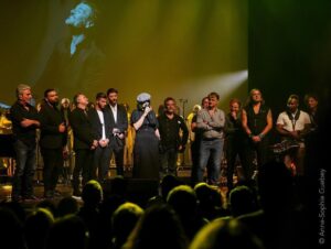 Daniel Lévi Instagram - Une direction artistique exceptionnelle menée de main de maître par mon cher Fifi Chayeb 👏🏻👏🏻🙏🏻

Franck Taieb, Arnaud Franck, Bruno Caviglia, Laurent Elbaz, Eddy Malka, Kassaka Deleria, Tony "El Machukita", Christian Martinez, Thierry, Farrugia, Ryan Kilgore… vous êtes des musiciens comme il en existe peu… merci d’avoir porté la musique de Daniel au plus haut… et ce n’est que le début !! Il est… et je suis… fière de vous 🙏🏻❤️
