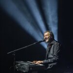 Daniel Lévi Instagram - L’opération « Un euro pour un piano » se poursuit jusqu’au 31 août. 💌 Parce que la musique fait du bien aux âmes… pour continuer à nous soutenir et placer encore de nombreux piano dans les hôpitaux et maisons de retraite… pour faire un don : https://paiement.systempay.fr/vads-site/ASS_DANIEL_LEVI (lien en bio) Photo : @murielfranceschettiprod