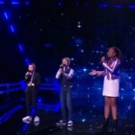 Daniel Lévi Instagram - Une performance incroyable et un beau message d’amour, quoi de mieux pour démarrer votre semaine ? ✨ Vivez la reprise de “L’Envie d’Aimer“ de Daniel Levi par Théo, Raphaël et Emma sur MYTF1 🎶 RDV demain pour la suite des Battles ✌️ #TheVoiceKids #Performance #LEnvieDAimer #Battles #MYTF1
