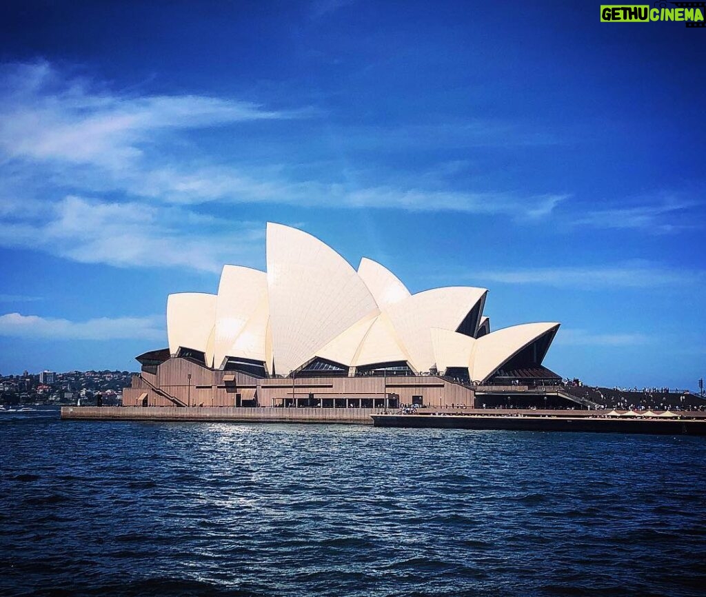 Daniel Lissing Instagram - Love my city #Sydney Sydney Opera House