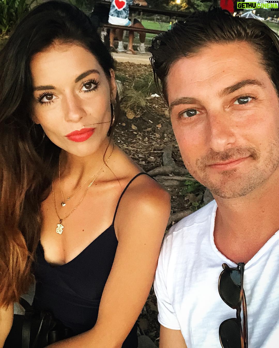Daniel Lissing - 26.1K Likes - It was so great to be back in Australia. Thank for making this trip a very special one 🇦🇺 #loveyouall #friendsandfamily