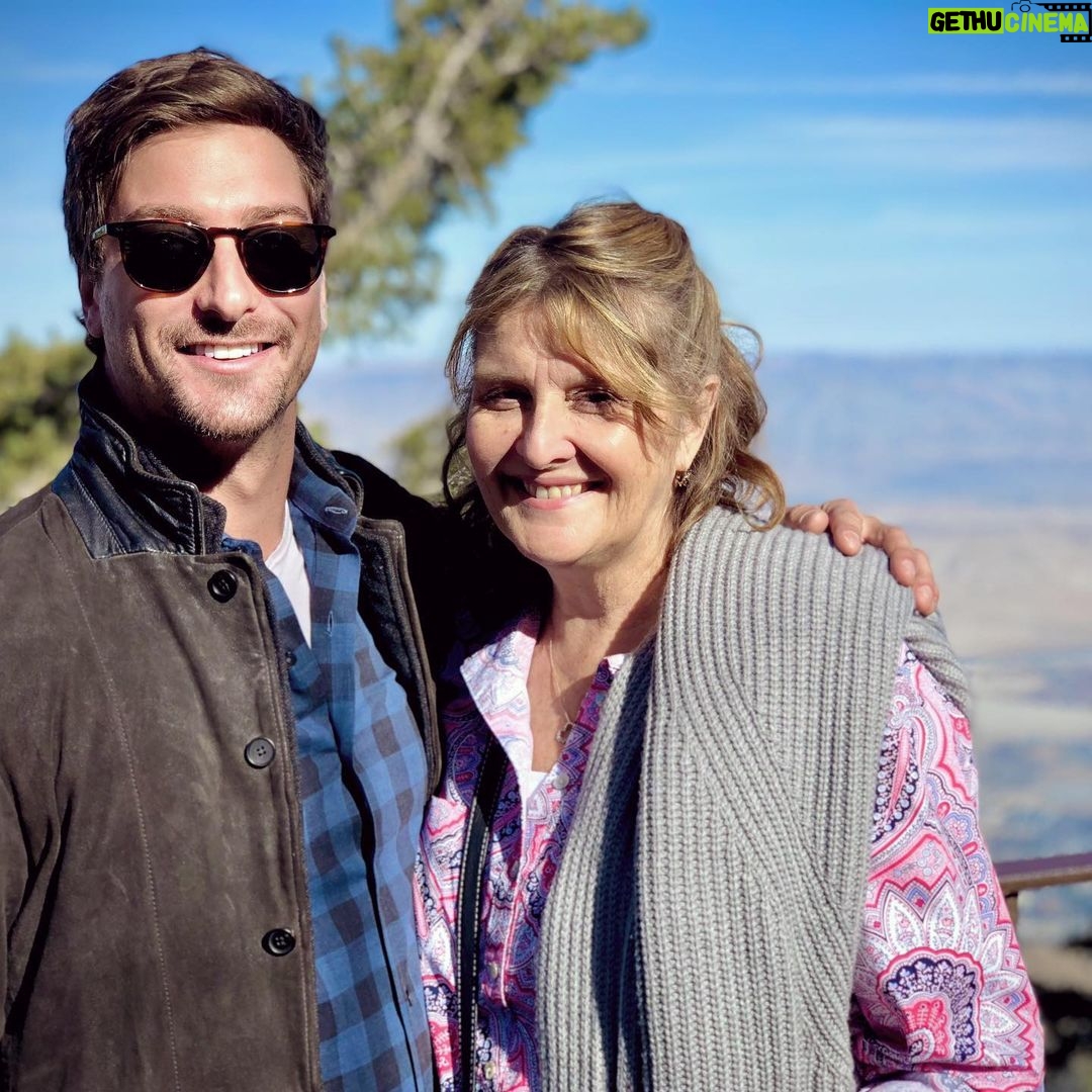 Daniel Lissing - 36.4K Likes - Happy Mother’s Day ❤️❤️