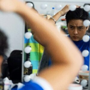 Daniel Padilla Instagram - Siguradong LSS po kayo dito sa bago Naming Hit!!! Coming out on August 4! #PepsiHitSaSarap