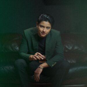 Daniel Padilla Instagram - Kanpai!
