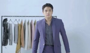 Daniel Padilla Instagram - Matagal po naming pinaghahandaan itong launch na 'to! Say hello to Love K-glow’s #OpPadilla! Watch the full video in their page
@lovekglowofficial 

You can now buy my favorite Collagen Bright Whitening soap online! 

Visit their page @lovekglowofficial and purchase the soap at: bit.ly/3ydG5lg

#LoveKglow #Oppadilla #WhitensIn5Days