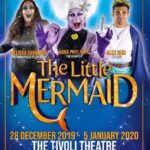 Daniel Wallace Instagram – And completing the panto triptych….where it all began under the sea in a time before covid….I got to get my baddie on and live my childhood/dragqueen fantasy of embodying Ursula(or Pandora for copyright reasons)*cue thunder crackles and evil laughter*
What an adventure….memories and friends for life made on this tour!
Which is perfectly timed for the run up to @disneylittlemermaid *squeals in excitment* so blooming excited i could pop!
#Mermaid #Seawitch #Panto #lovelytime❤️ Tivoli Theatre, Aberdeen