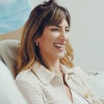 Daniela Pantano Instagram - 🤔¿KeepSmiling interfiere en el habla? @daniela_pantano en su visita para recambio de alineadores en @wesmile.ar nos cuenta su experiencia como actriz usando los alineadores invisibles KeepSmiling 😉 “Realmente no se escucha la voz distinta ni interfieren en alguna interpretación” ¡Animate al cambio vos también! Sonreí con nosotros😁 #aligners #smile #ortodonciainvisible #alineadoresinvisibles #ortodoncista#alineadorestransparentes#alineadoreskeepsmiling