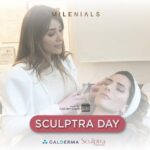 Daniela Pantano Instagram - ⚡ ANUNCIAMOS NUESTRO 𝗦𝗖𝗨𝗟𝗣𝗧𝗥𝗔 𝗗𝗔𝗬 en compañía de @daniela_pantano ⚡ ¡Te mostramos como fue su sesión de SCULPTRA! ❤️ _ ⚡ Sculptra de @galderma.aesthetics.ar es un bioestimulador que hidratamos 24h antes del tratamiento y que rinde hasta 20 ml, lo cual nos permite tratar zonas muy extensas, no solamente la cara sino el cuello y el escote en UNA MISMA SESIÓN y con 𝗨𝗡𝗔 𝗠𝗜𝗦𝗠𝗔 𝗔𝗠𝗣𝗢𝗟𝗟𝗔 😍 Pero eso no es todo, con Sculptra podés tratar otras zonas como glúteos, brazos, piernas, rodillas y abdomen: en 𝗧𝗢𝗗𝗔𝗦 las zonas donde haya flacidez, Sculptra va a actuar de manera gradual, obteniendo resultados duraderos y 𝗡𝗔𝗧𝗨𝗥𝗔𝗟𝗘𝗦. ¿Por cuánto tiempo? 💥 Hasta 25 meses 🎁 Por ser nuestro primer 𝗦𝗖𝗨𝗟𝗣𝗧𝗥𝗔 𝗗𝗔𝗬 @galderma.aesthetics.ar nos apoya con su línea 𝗖𝗘𝗧𝗔𝗣𝗛𝗜𝗟 que es una marca dermatológicamente testeada. Por lo que si asistís en este día especial, no solo disfrutarás de todo el catering y souvenirs que prepararemos para vos, sino que, te llevarás todo el apoyo domiciliario de esta marca ❤️ Muchas gracias @galderma.aesthetics.ar y @daniela_pantano 🩵 ¡Agendá la fecha! 📆 Próximo martes 12 de septiembre TODO EL DÍA 💣 Escribí a nuestras asesoras y reservá tu turno para que disfrutes de esta experiencia que solo Milenials Medical Center te brinda 🩵💉 ✨Comentá “SCULPTRA” para más información y nuestras asesoras te contactarán o escribinos al +54 9 11 4078-5209 🔝(contacto en la bio) y vía WhatsApp te contamos más.⁠ - ▫️ Dra. Natalia Andrés MN 157314. 📍Estamos en: Malabia 1931, Cap. Fed. 📲www.milenialsmc.com.ar - #Milenials #CentroDeMedicinaEstetica #CentroDeNutricion #TratamientosNoInvasivos #CentroMedico #Salud #rejuvenecimiento #bioestimuladores #sculptra #palermoba