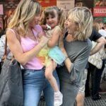 Daniela Pantano Instagram - Feliz cumple a la mujer de mi vida ❤️ a la mamá y abuela más amorosa , divertida y más especial que puede haber . Te amo con toda mi vida , te admiro profundamente por tu resiliencia por tus convicciones y tus valores . Qué felicidad que Ambar tenga esta abuelita !!!! Te amamos ❤️❤️❤️ @pato_runner