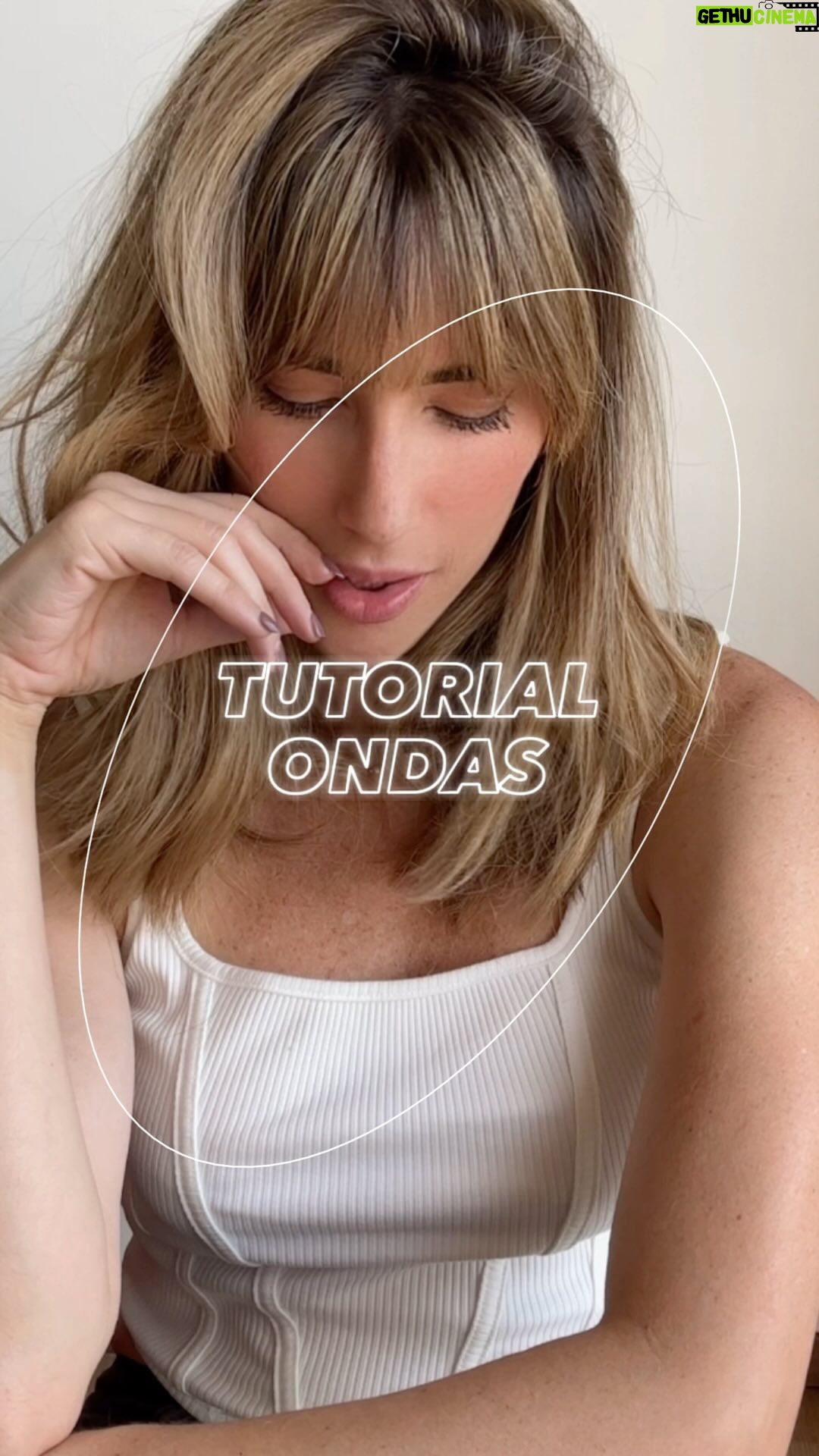 Daniela Pantano - 4K Likes - Tutorial ondas 😎
Muchas de Uds siempre me preguntan cómo me hago las ondas en el pelo! 🩶 encontré esta planchita onduladora de @silfab.beauty que es tremenda ! Súper cómoda , un diseño hermoso y práctica
Acá les dejo mis tips ! Se animan a probar ?? 🔥💪 las leo ❤️❤️