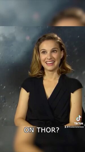 Daniele Rizzo Instagram - Jane Foster is coming back in #thorloveandthunder 6th July 

Here she is having a chant with Thors & Lokis Uncle Vili !