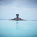 Daniele Rizzo Instagram - Das obligatorisch Pool Fotoshooting von @patrickdollmann 🤪 nach #drehschluss #italien #portofino #geheimgeheim #zdf #water Portofino