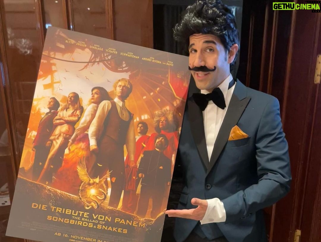 Daniele Rizzo Instagram - HAPPY HUNGER GAMES!!! Thanks to the wonderful Cast & Team of @songbirdsandsnakes for this great film & thanks for beeing such great sports in my “Hunger Games ROADSHOW! :) “Bucky Twitterman loves u guys! Video is online now ♥️ Enjoy & go to the cinema! It’s made for the bigscreen! Thx @tomblyth @rachelzegler @hunterschafer @joshandresrivera @francishlawrence @leoninestudios @lionsgate @aim_filmpr @pureonlinepr @caay_agency #hungergames #tomblyth #snow #jasonschwartzman The Ritz-Carlton, Berlin