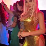 Daniella Chávez Instagram - Happy New Year🥂💫 @NovaMen by @FashionNova outfit✨