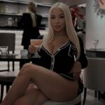Daniella Chávez Instagram - Estás hech@ para grandes cosas, así que no te conformes con menos✨ @NovaMEN & @FashionNova me viste🖤🤍 . Miami Design District