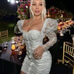 Daniella Chávez Instagram - La Dolce Vita🍷 @NovaMen by @FashionNova 🤍 dónde está mi Novio? 👰🏼‍♀️