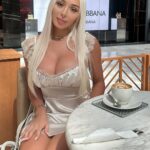 Daniella Chávez Instagram - @NovaMEN by @FashionNova ✨ ¿Puede un hombre casado salir a comer con una amiga? Dubai Mall
