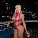 Daniella Chávez Instagram - Te gustaría ser mi fotógraf@ por un día ? @NovaMEN by @FashionNova Dubai, United Arab Emirates