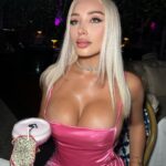 Daniella Chávez Instagram - Barbie Night💗Cuál es tu foto Fav? @NovaMEN & @FashionNova Dress🎀 Miami / USA