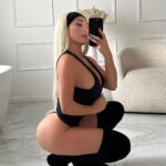 Daniella Chávez Instagram – Mirror, Mirror! @socialstarsarmy ⭐️ Cuál es tu Fav 1, 2 o 3?