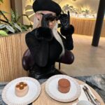 Daniella Chávez Instagram - Café Louis Vuitton 🤎☕️🍫Eres de Té o Café? Yo los 2 y si es con postre mejor 🍰.