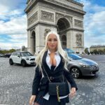 Daniella Chávez Instagram - Por las calles de París💫 Bebé siempre habrá otra oportunidad, otro empleo, otra amistad, otro amor, pero nunca otra Vida, no la desperdicies✨L1NK 1N B10😋 Arc of Triumph, Des Champs Élysées