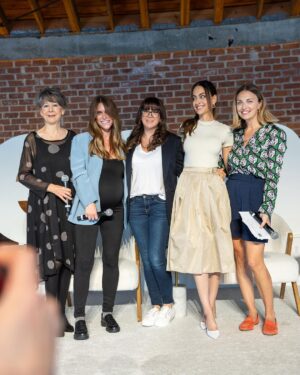 Danielle Robay Instagram - The first ever @environmentalworkinggroup Clean Con in LA! 🌱  It felt very fitting because California is where things happen first— CA’s progressive thinking sparks change that ripples through the rest of the country. 

We heard from leaders + innovators in the wellness space. People who have changed legislation, changed minds + changed lives. 

Thank you to everyone who came out; I really loved spending the day with you! 

makeup: @magnese_akina 
hair: @amandajsmart 
photos: @emmaeliza + @matrixq