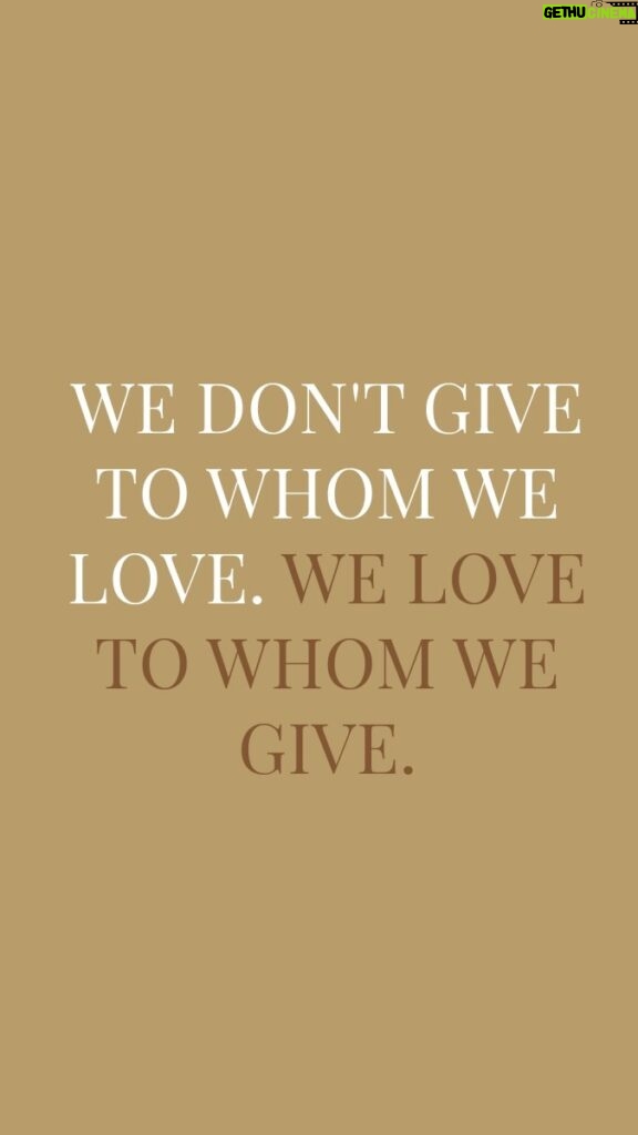 Danielle Robay Instagram - “You never become poorer by giving” - @steve_leder Los Angeles, California
