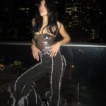 Danna Paola Instagram - cambiar x ti me da pereza…. ✨🩶 Miami, Florida