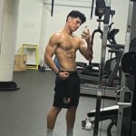 Danny Ramirez Instagram – “Yo Julius, what should I aim for?” – Me
“… Bruce Lee” – Julius

I’ll never move and look like the GOAT Bruce Lee, but took that as a challenge and these last 3 1/2 months training like an athlete and a martial artist have been a childhood dream. 

Shout out to @nicshimonek and @mrdrewss for everything through the process. A long way to go from our goals but feeling great about the progress this morning.
