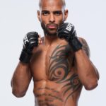 Danny Roberts Instagram - Rock that all white when I’m feelin’ godly ⚪️🙌🏽 #UFC #UFC274 #UFCEurope #MMA #UKMMA #MixedMartialArts #CombatSports Phoenix, Arizona