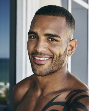 Danny Roberts Instagram - Counting my blessings each and everyday 🙏🏽🙌🏽🌍

#UFC #UFCEurope #UFC274 #MMA #MixedMartialArts #Fighter #Warrior #Combat #Model #Soul #SoulArtists #BossModels #CombatSports #SanfordMMA #JonesWrestling #HKickboxing #LasVegas #TeamChocolate