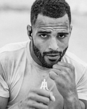 Danny Roberts Instagram - I’m a simple guy blessed with a rebels mind! 💀

Back to the burna……

@atropolis_ we work 

#UFCFightNight #TheReturn #MostUnderrated #TeamChocolate 🔥🍫