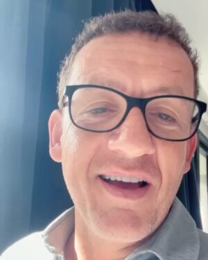 Dany Boon Instagram - Spectacle exceptionnel le 5 décembre 2021 à 18h au Zénith de Lille au profit du Ch’ti Fonds et des associations caritatives de Ch’Nord.
Venez rire et aider une bonne cause !
Lien billetterie en bio
.
@zenithdelille