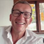 Dany Boon Instagram - à partir du 9 septembre pour une semaine. Quand on m'a parlé de ce "cycle Dany Boon" j'ai direct été voir mon médecin pour un Check up... mais tout va bien 😅