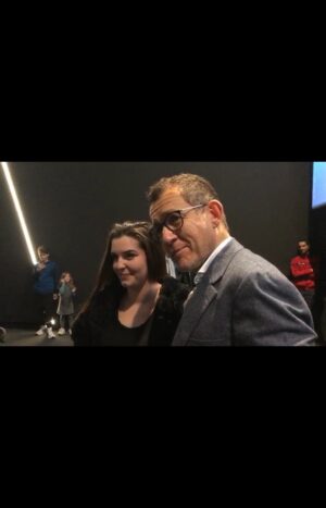 Dany Boon Instagram - Demande en mariage  improvisée à l’avant-première du Lion ce 26 janvier 2020 au Pathé Aéroville. Tous mes vœux de bonheur à Anaïs et Christopher! ✨❤❤✨