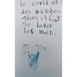 Dany Boon Instagram - Le covid19 expliqué par ma fille. 
Faites un tour sur www.protegetonsoignant.com, c’est pour la bonne cause !
#protegetonsoignant