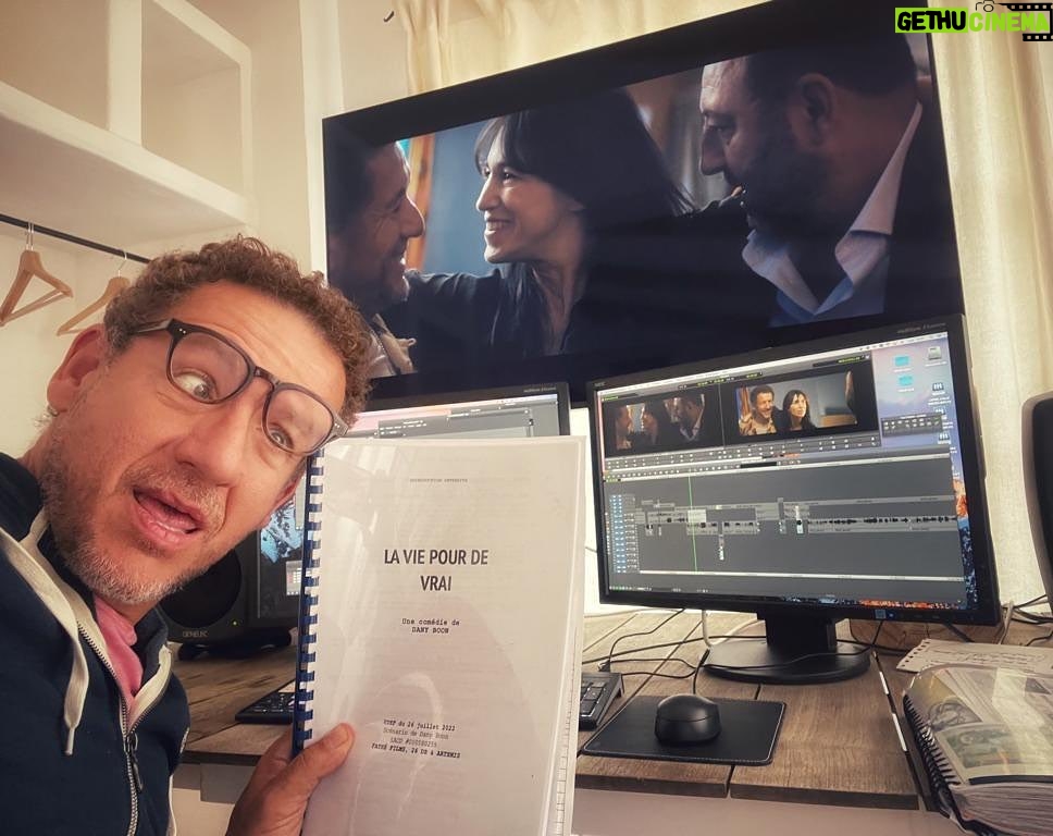 Dany Boon - 10.9K Likes - Après plusieurs mois de travail intense. Fin du premier montage de "La vie pour de vrai" 🥳✨
.
#laviepourdevrai