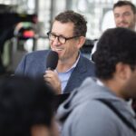 Dany Boon Instagram – Merci, Merci, Merci pour tous vos adorables messages après la diffusion de l’émission Les Rencontres du Papotin ! 
Faites un tour sur leur compte @lepapotin vous y retrouverez des textes, dessins et le lien pour commander le magazine 😍
