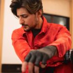 Darshan Raval Instagram - ❤️‍🩹🖤✨ Designed by @epoch_by_karan Assisted by @avantika_21 @Vibhor___21 📸 @iamrohan.7 Jaipur