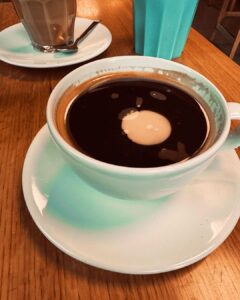 Darshan Raval Instagram - ☕️🍰