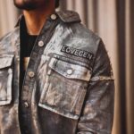 Darshan Raval Instagram - DR 💙 LOVEGEN #PUNESHOW #fashion #jeans #denim #menfashion #darshanraval #indiatour #lovegen #iamlovegen Pune City