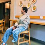 Darshan Raval Instagram - ☕️🍰