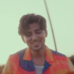 Darshan Raval Instagram - #SaajanVe Out Now 🌈✨ @naushadepositive @warnermusicindia @indiemusiclabel @dj.lijo @jaymehtagram @shyam_sidhawat_ @ghuggss @shadabrayeen @pallav_rahi