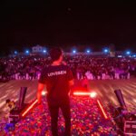 Darshan Raval Instagram - ✨❤️ @lovegen_spain 📸 @dushyantravaldz #Upes #dehradoon Dehradun The City Of Love