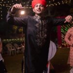 Darshan Raval Instagram - Another year of your love goes by 💙 The promise to give all my heart and soul to music continues… Outfit :-@mardbyabusandeep Shoes :- @mondarroshoes Styled by @epoch_by_karan 📸 @dushyantravaldz