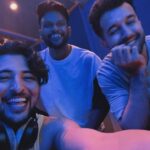 Darshan Raval Instagram - ‘HO MERE GAANO KE ALFAAZ TUM’ ❤️ Happy Birthday to my fav forever @ghuggss @mohtaaj_ I wish you create more magic with your words, and may you continue to give peacefulness to so many souls like me ✨🤗