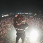 Darshan Raval Instagram - Its Delhi, of course, has to be MASSIVE ✨❤️ Thank you 💙 📸 @sam_clicks1 @panda.films_ Delhi, India